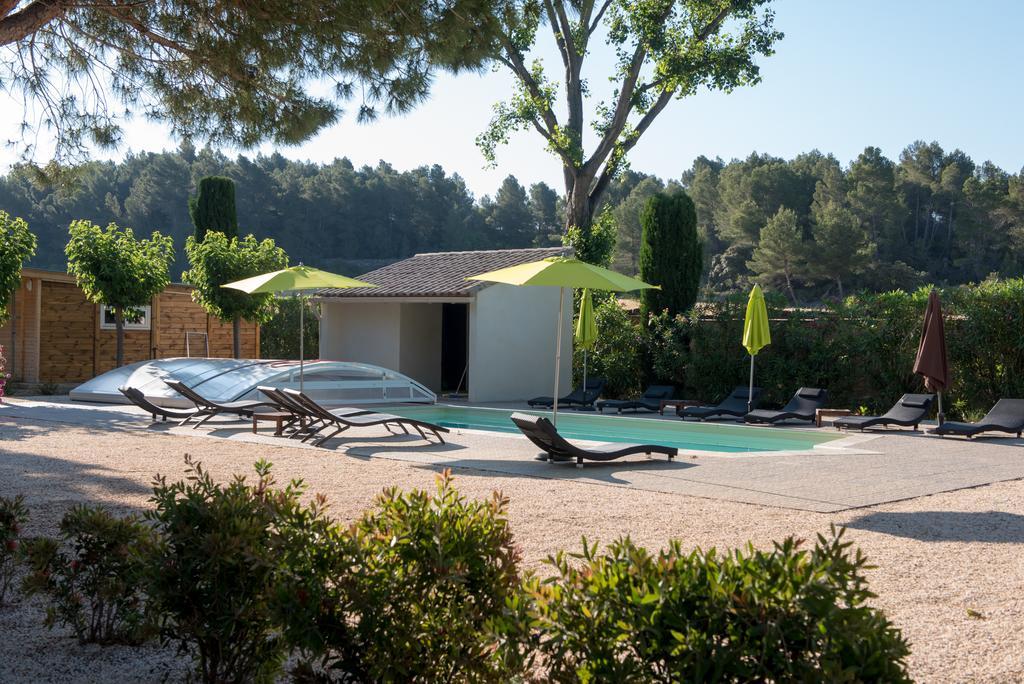 Le Relais De Pigasse Hotel Ouveillan Exterior photo